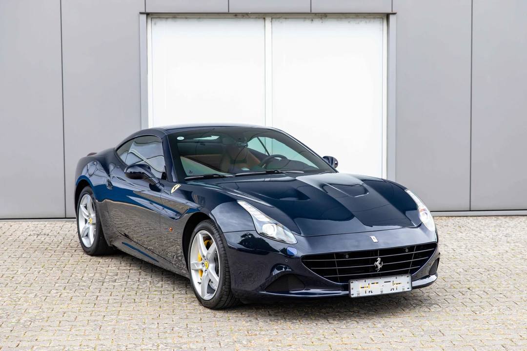 2016 Ferrari California T - Image 28 of 31