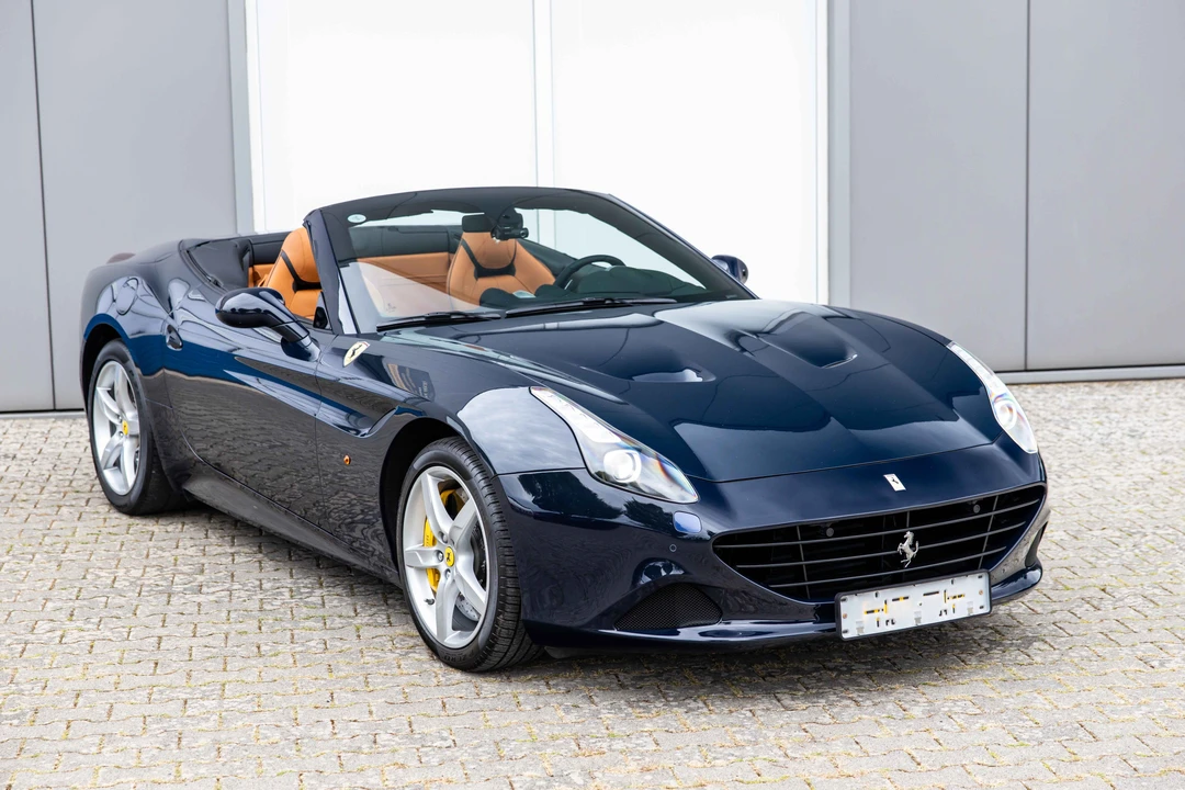 2016 Ferrari California T - Image 11 of 31