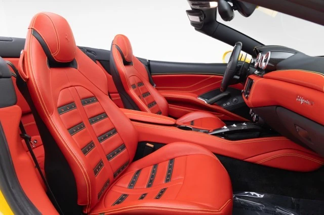 2016 Ferrari California T - Image 4 of 4