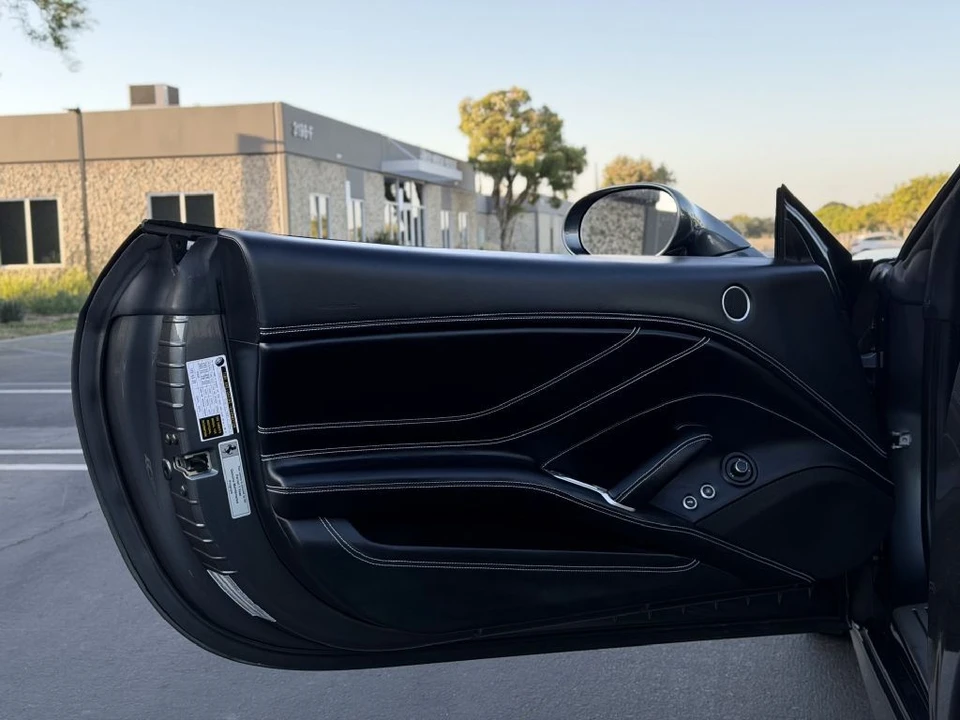 2016 Ferrari California T - Image 18 of 31