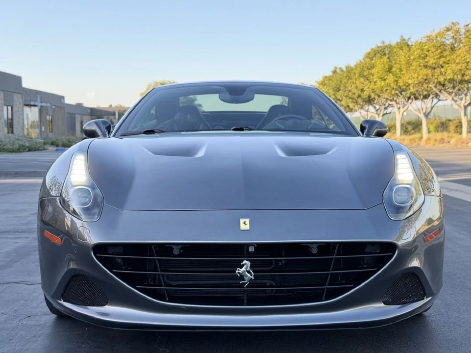 2016 Ferrari California T - Image 15 of 31