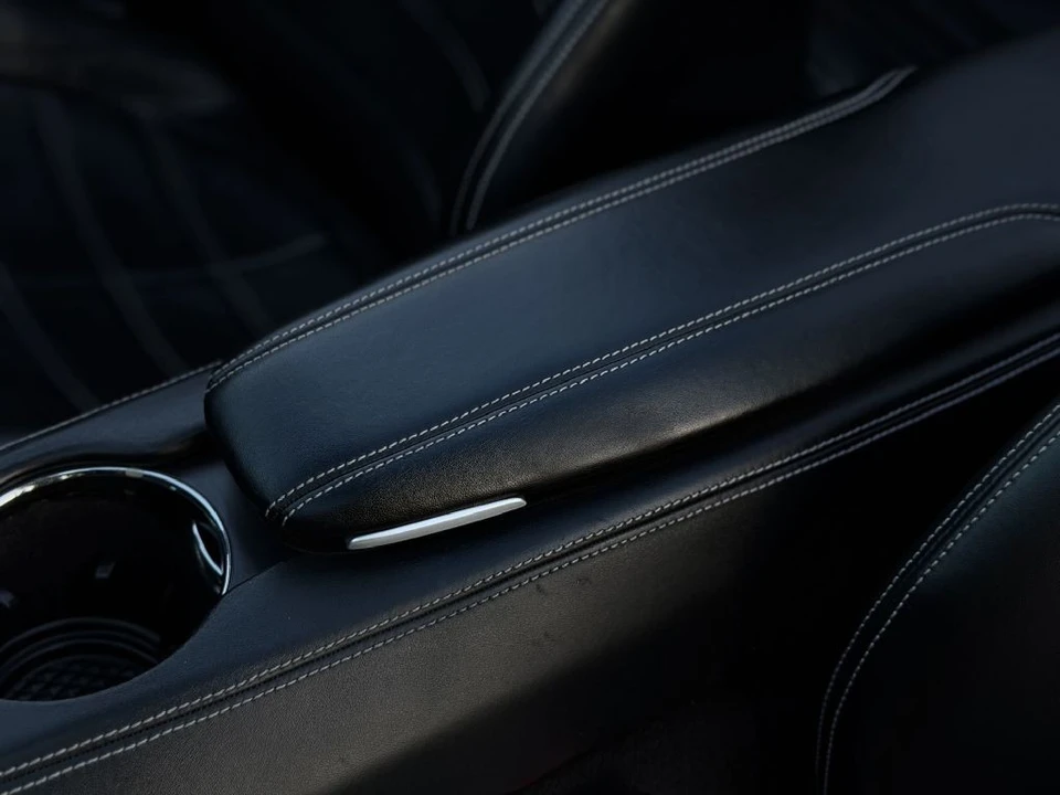 2016 Ferrari California T - Image 25 of 31