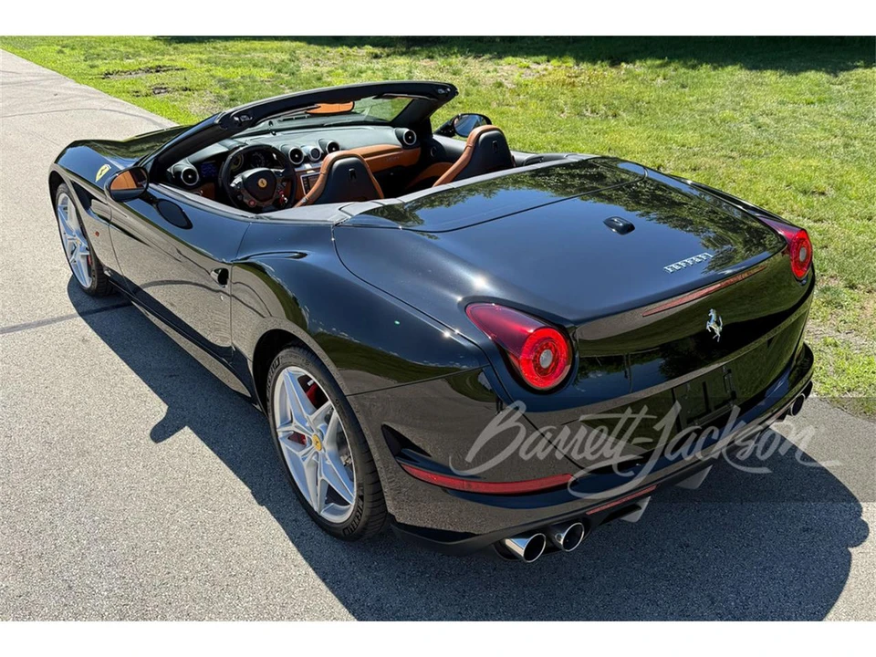 2016 Ferrari California T - Image 3 of 5