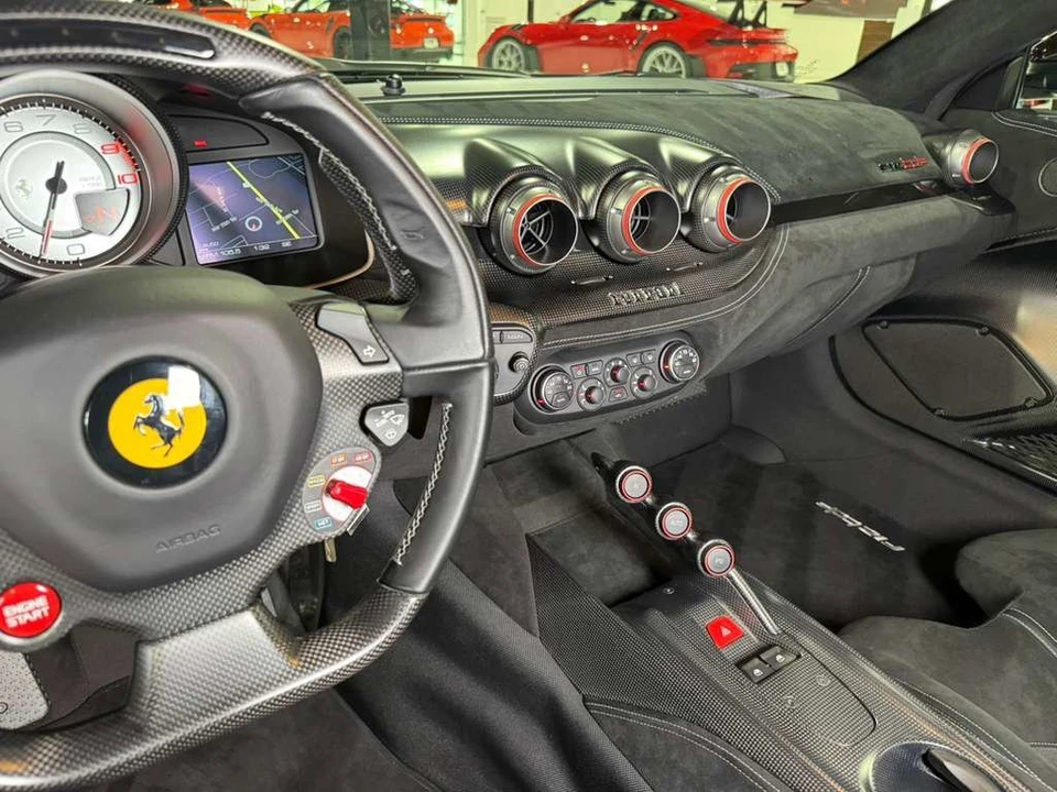 2016 Ferrari F12berlinetta - Image 27 of 31