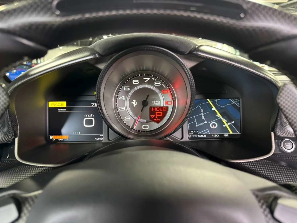 2016 Ferrari F12berlinetta - Image 13 of 21