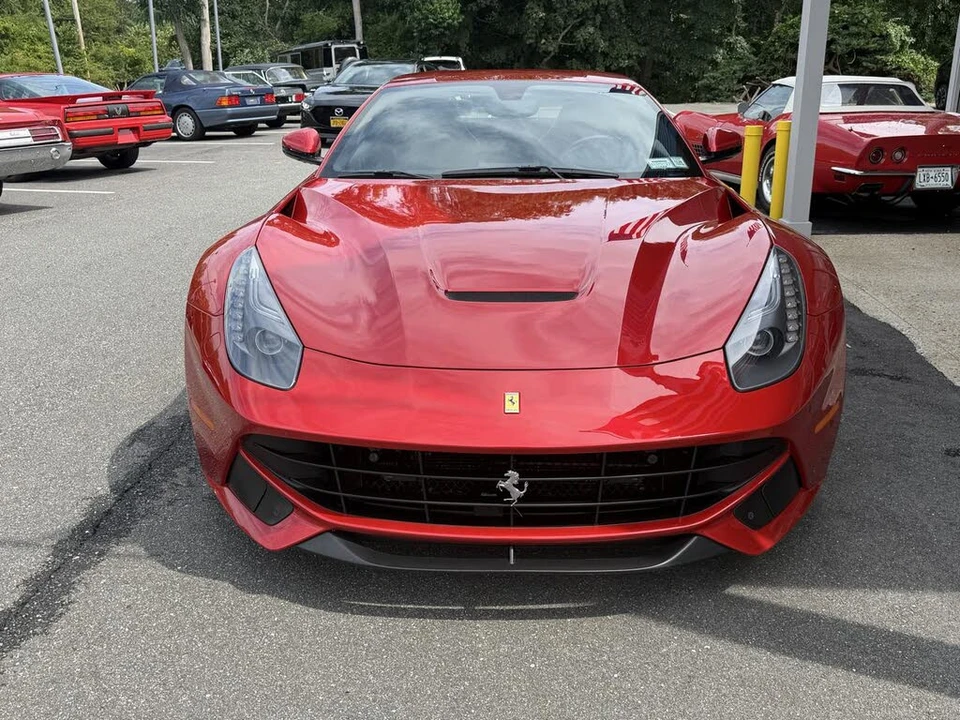 2016 Ferrari F12berlinetta - Image 2 of 7