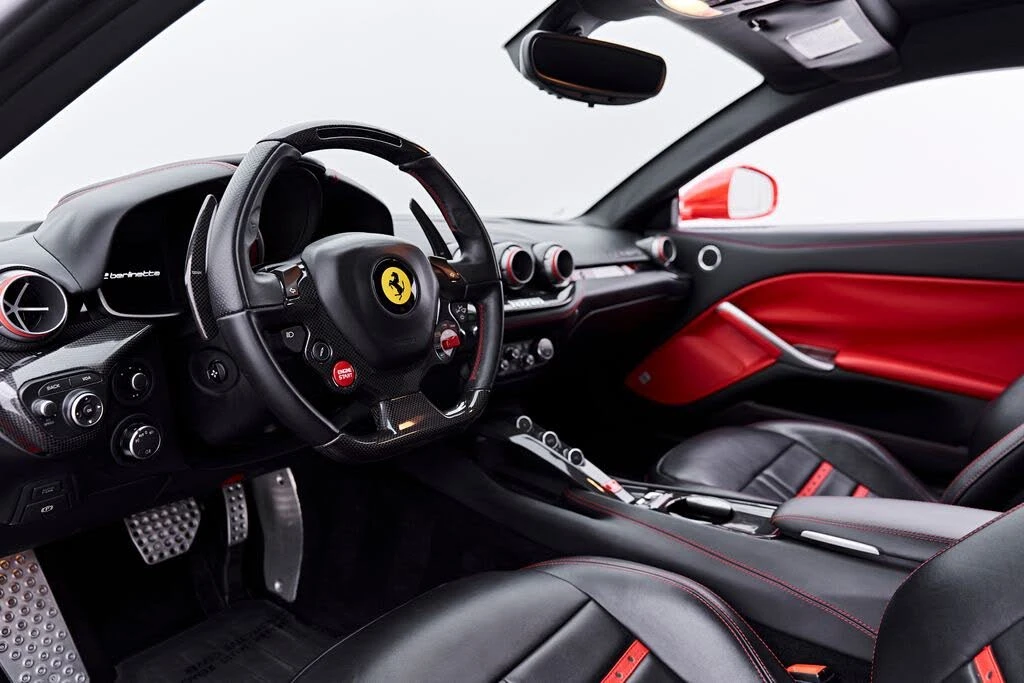 2016 Ferrari F12berlinetta - Image 2 of 31