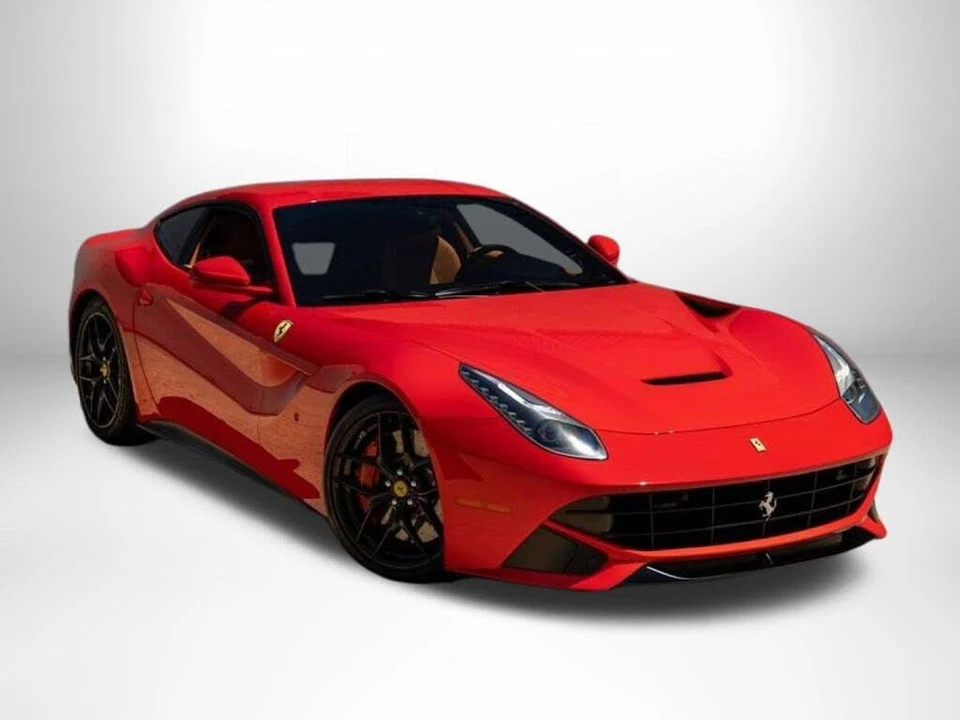 2016 Ferrari F12berlinetta - Image 2 of 31