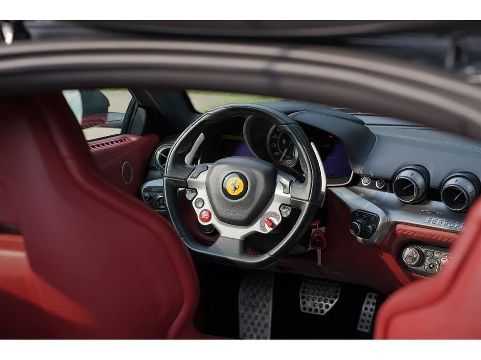 2016 Ferrari F12berlinetta - Image 18 of 29