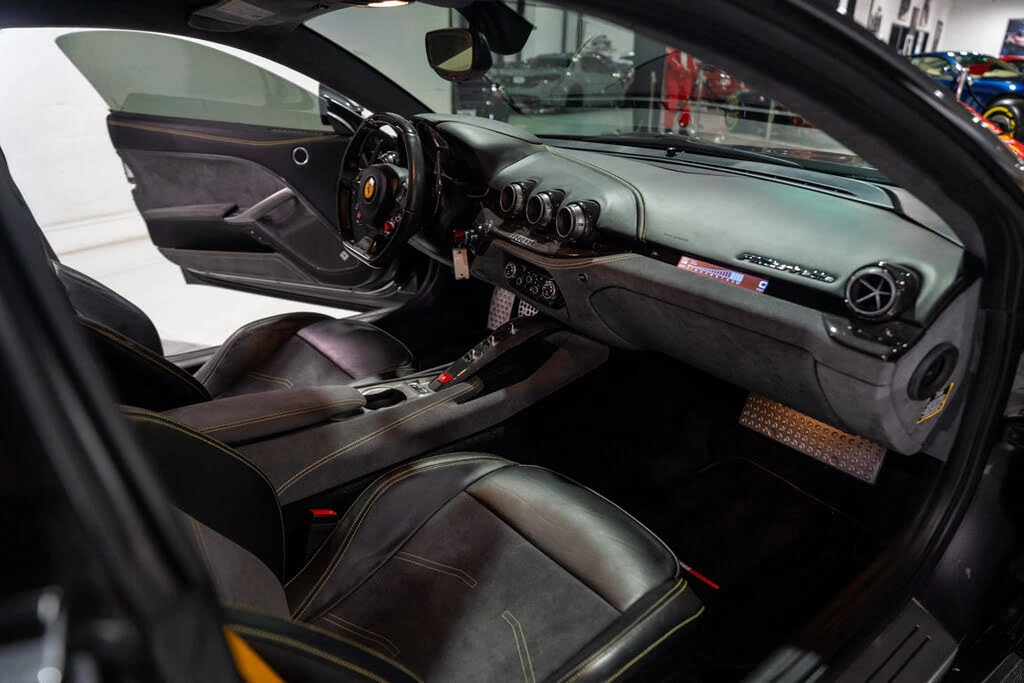 2016 Ferrari F12berlinetta - Image 11 of 31