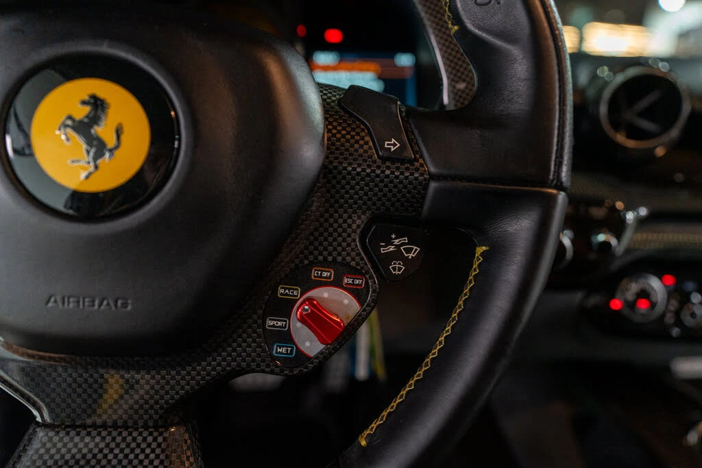 2016 Ferrari F12berlinetta - Image 16 of 31