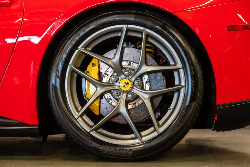 2016 Ferrari F12berlinetta - Image 16 of 31