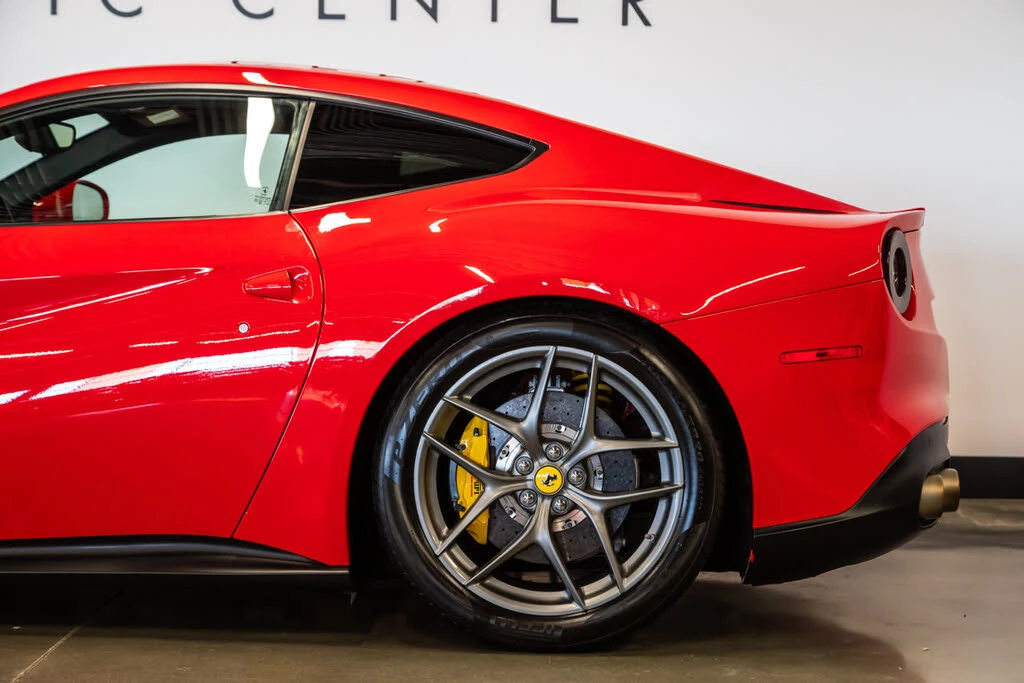 2016 Ferrari F12berlinetta - Image 15 of 31