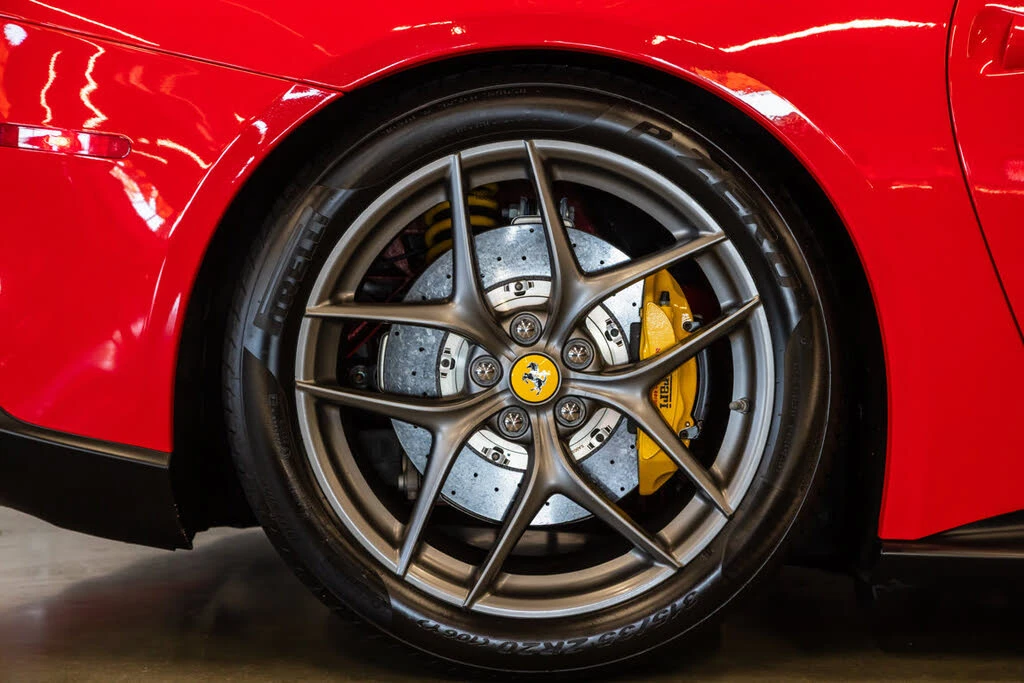 2016 Ferrari F12berlinetta - Image 12 of 31