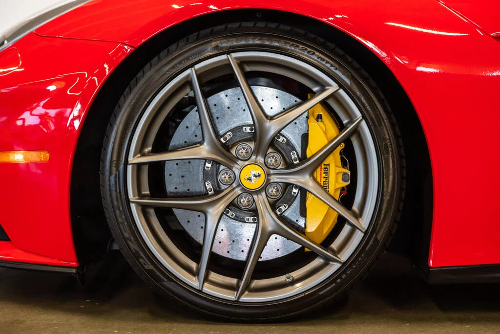 2016 Ferrari F12berlinetta - Image 18 of 31