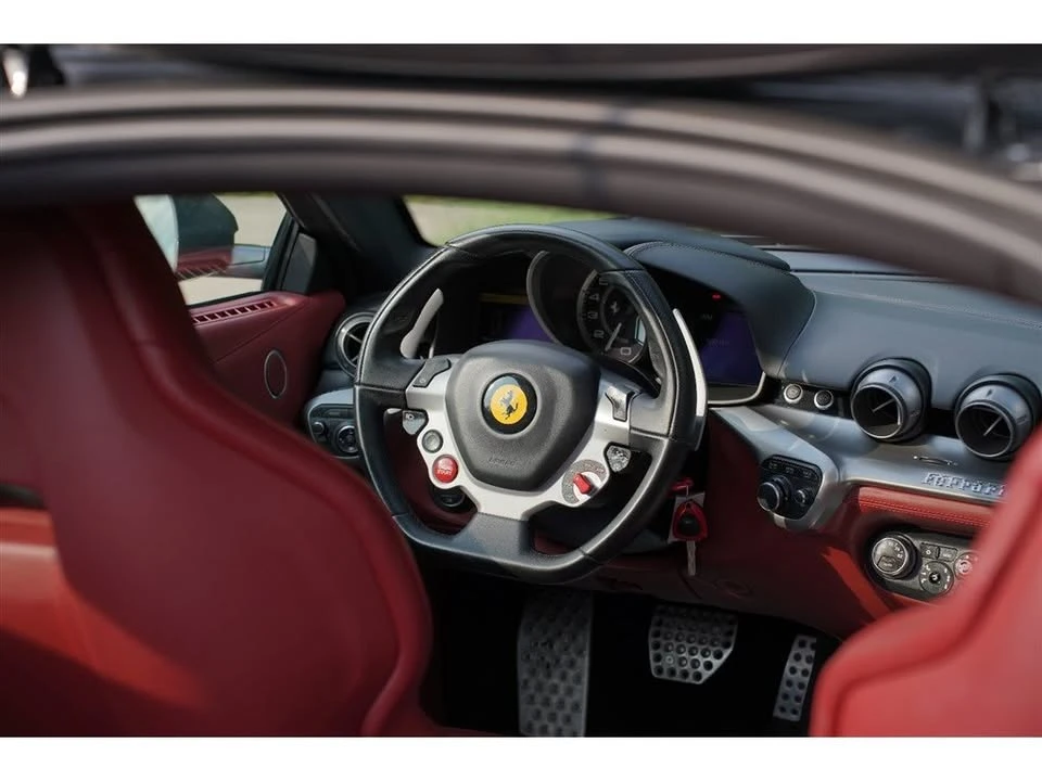 2016 Ferrari F12berlinetta - Image 17 of 19