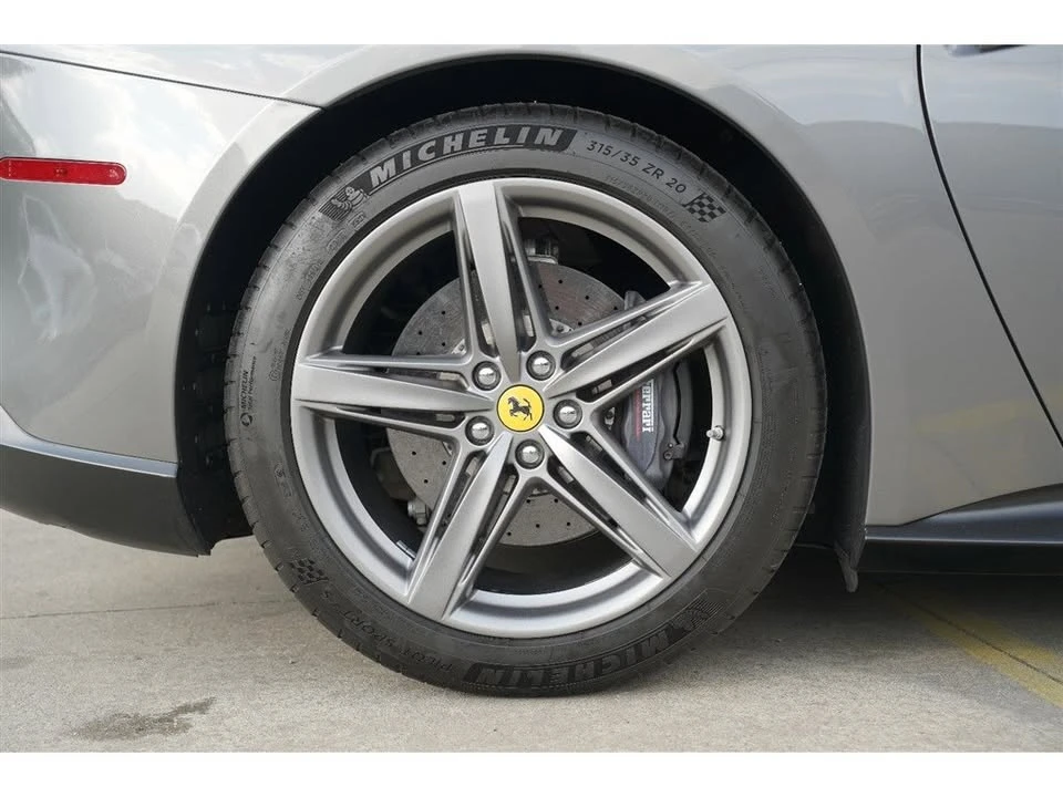 2016 Ferrari F12berlinetta - Image 4 of 19