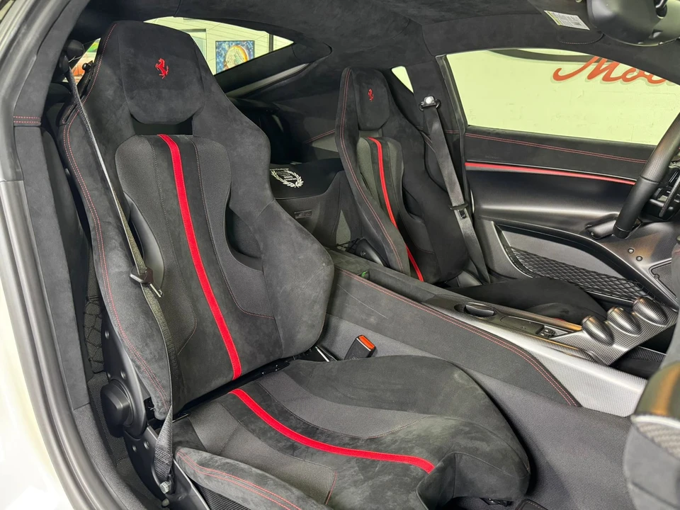 2016 Ferrari F12berlinetta - Image 11 of 21
