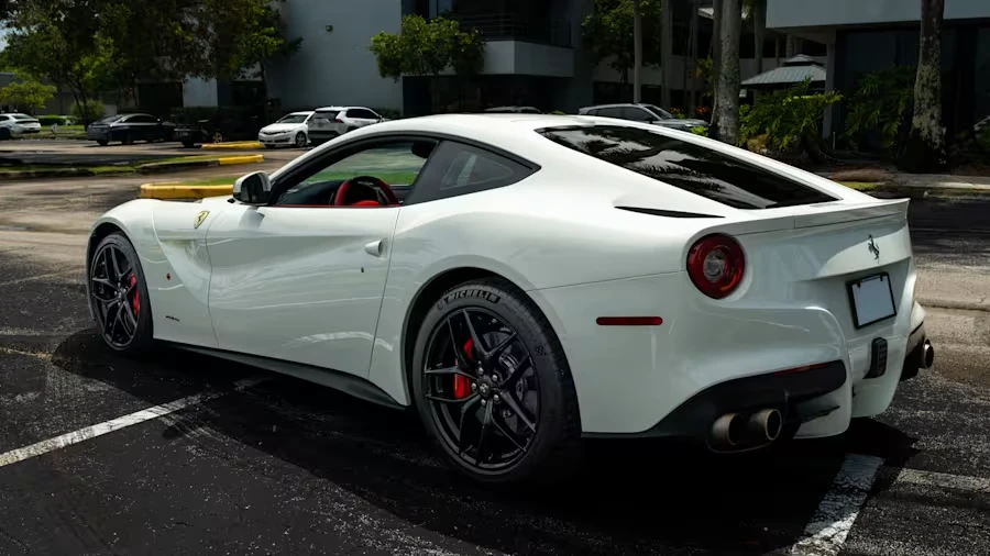 2016 Ferrari F12berlinetta - Image 8 of 29