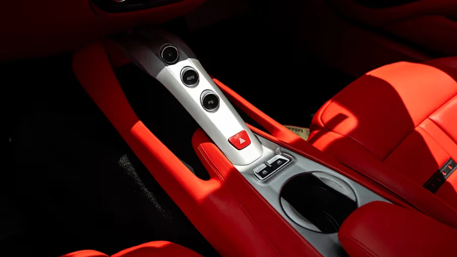 2016 Ferrari F12berlinetta - Image 24 of 29