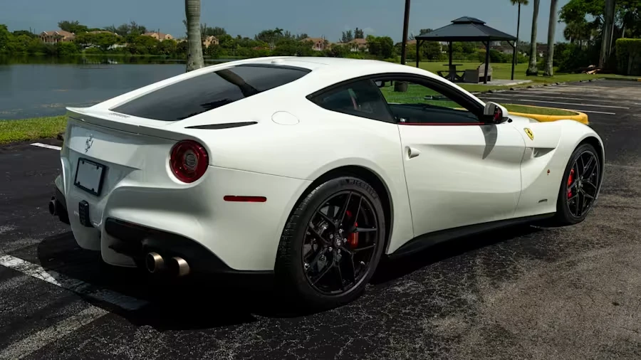 2016 Ferrari F12berlinetta - Image 3 of 29