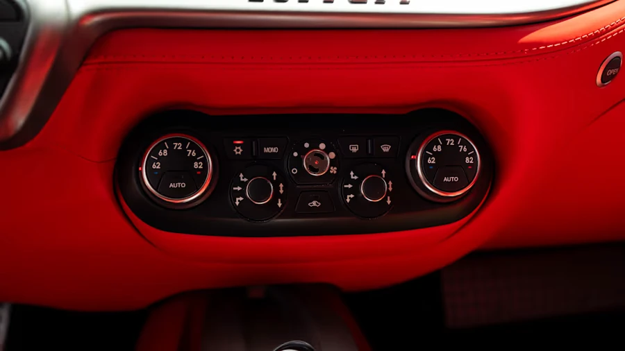 2016 Ferrari F12berlinetta - Image 13 of 29