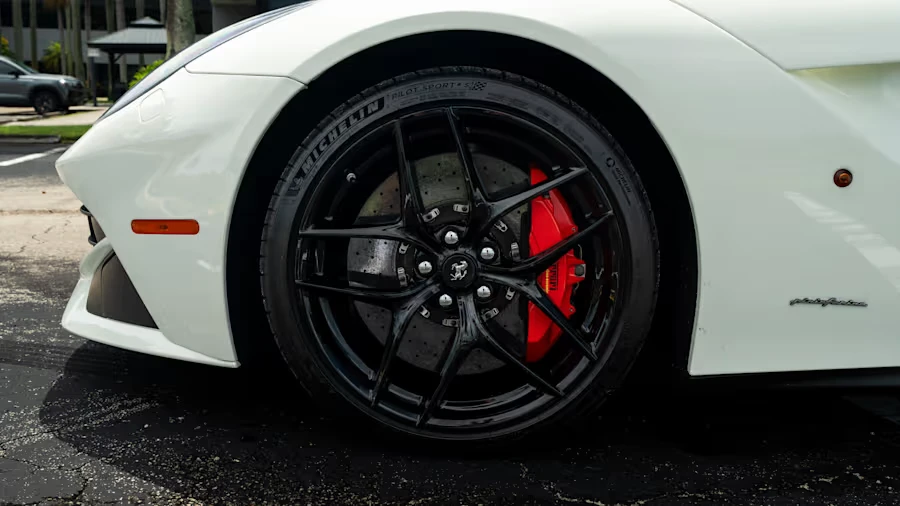 2016 Ferrari F12berlinetta - Image 10 of 29