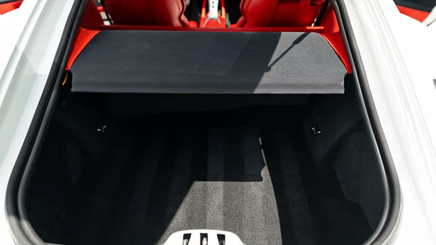 2016 Ferrari F12berlinetta - Image 28 of 29