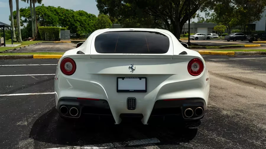 2016 Ferrari F12berlinetta - Image 4 of 29