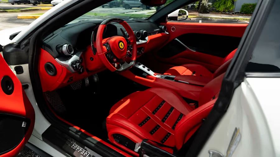 2016 Ferrari F12berlinetta - Image 17 of 29