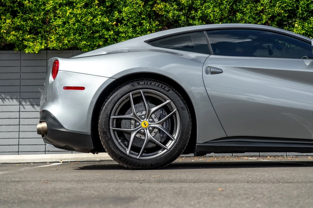 2016 Ferrari F12berlinetta - Image 9 of 21