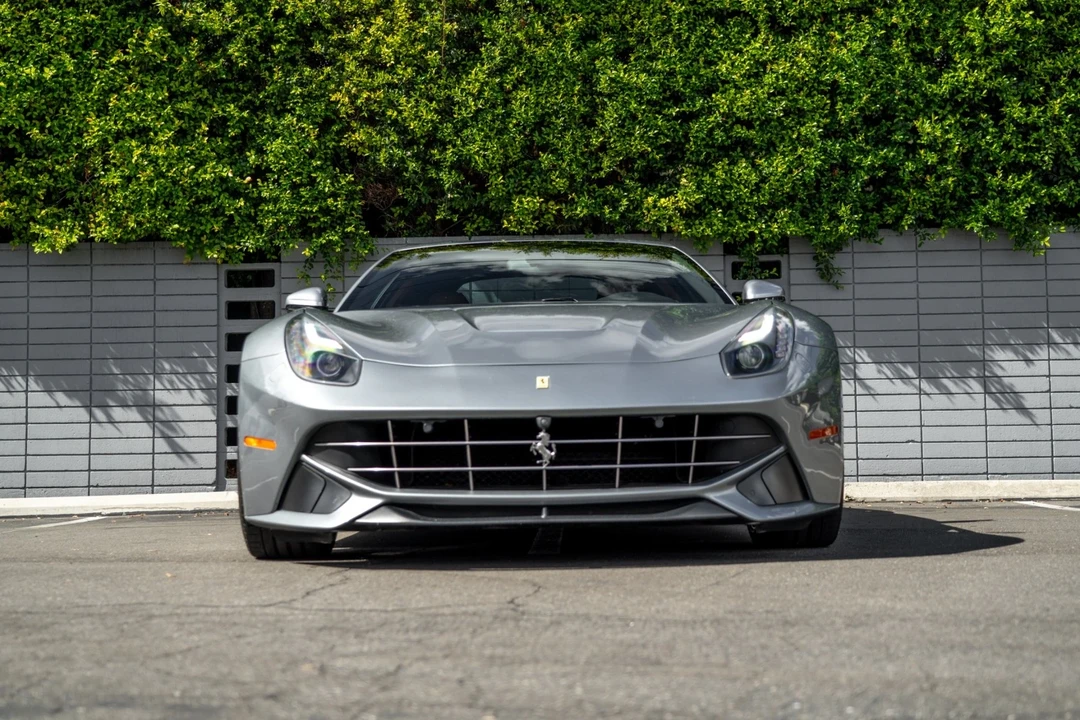 2016 Ferrari F12berlinetta - Image 14 of 21