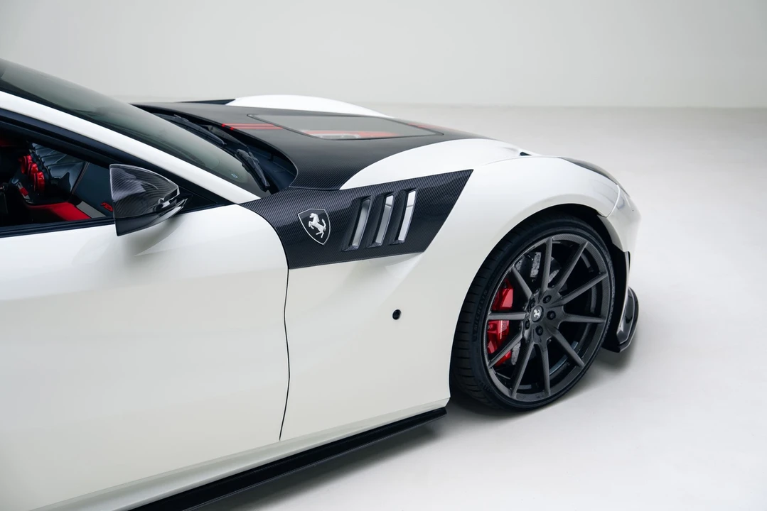 2016 Ferrari F12berlinetta - Image 24 of 31