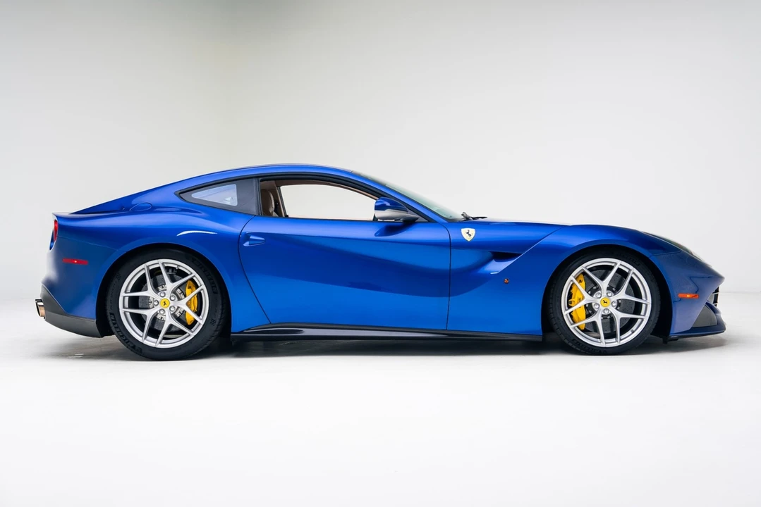2016 Ferrari F12berlinetta - Image 3 of 31