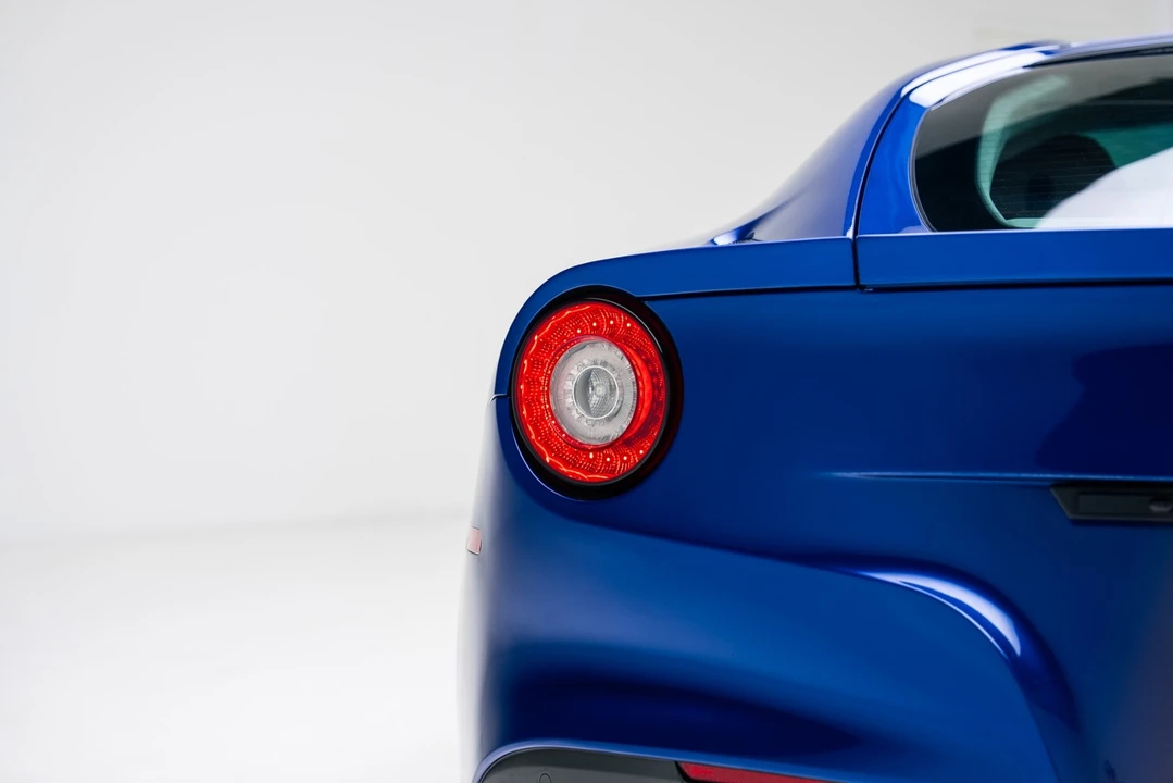 2016 Ferrari F12berlinetta - Image 28 of 31