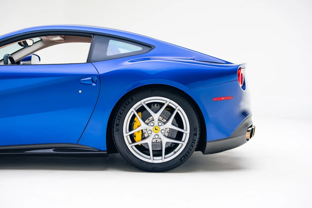 2016 Ferrari F12berlinetta - Image 15 of 31