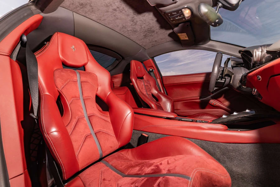 2016 Ferrari F12berlinetta - Image 30 of 31