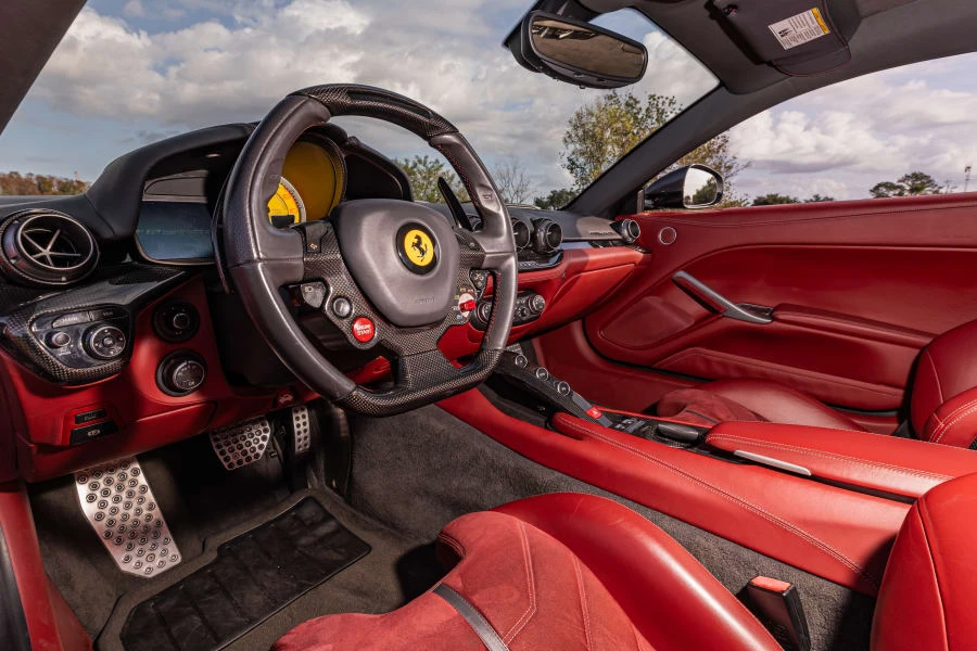 2016 Ferrari F12berlinetta - Image 27 of 31