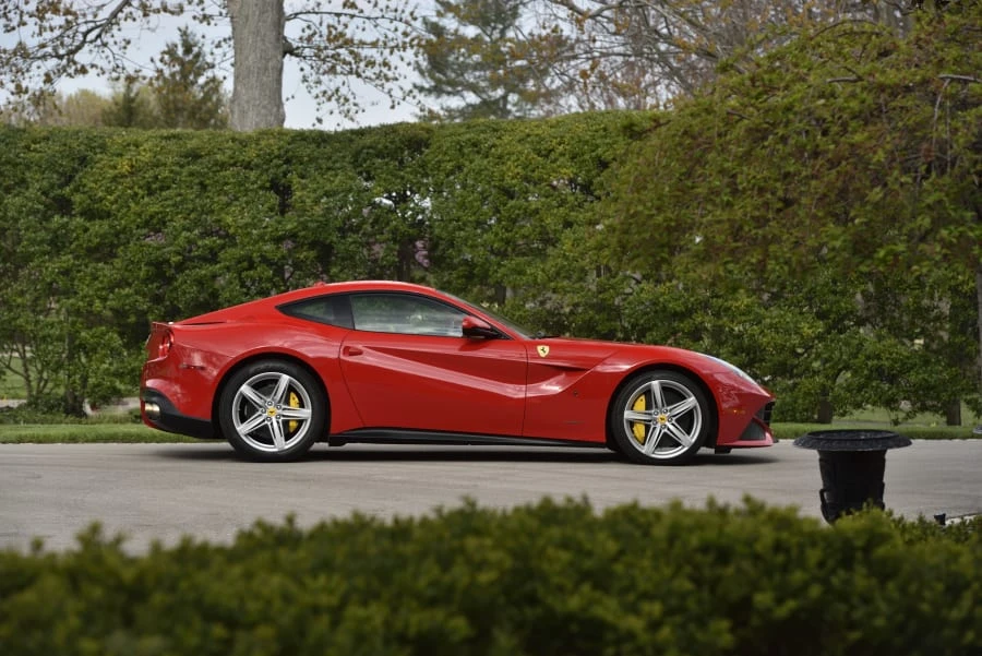 2016 Ferrari F12berlinetta - Image 16 of 31