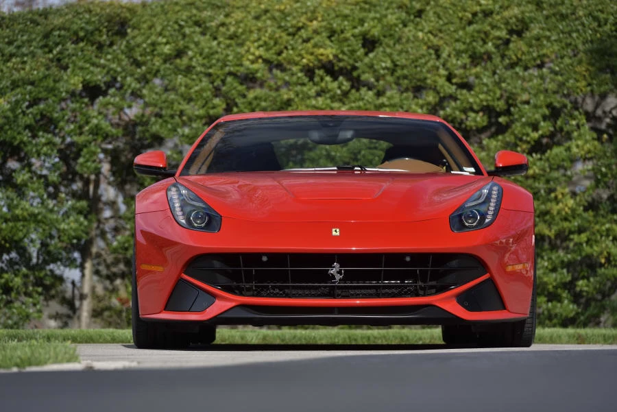 2016 Ferrari F12berlinetta - Image 4 of 31
