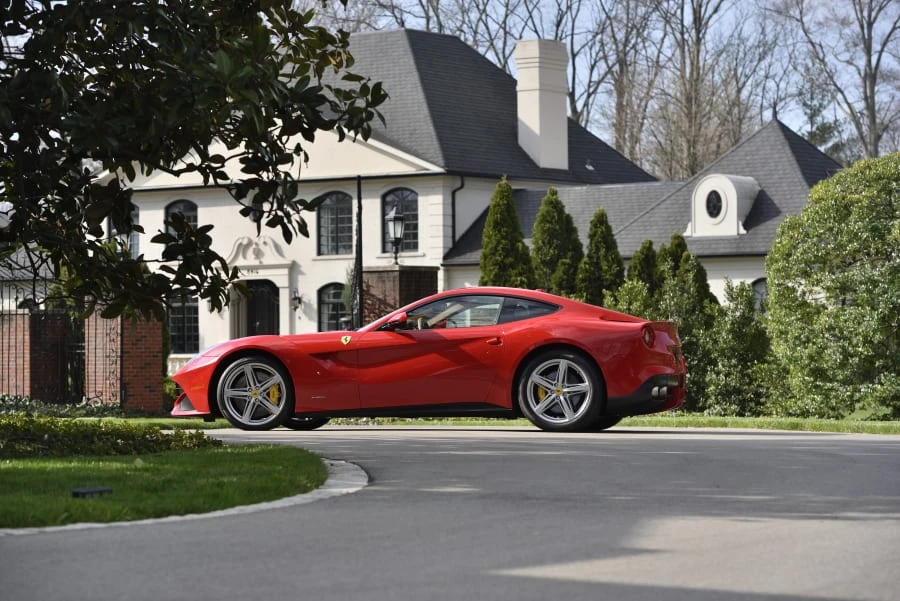 2016 Ferrari F12berlinetta - Image 28 of 31