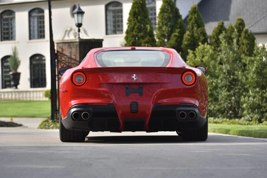2016 Ferrari F12berlinetta - Image 27 of 31