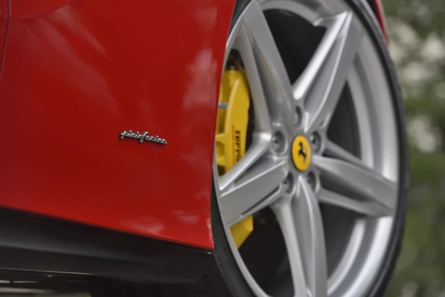 2016 Ferrari F12berlinetta - Image 8 of 31