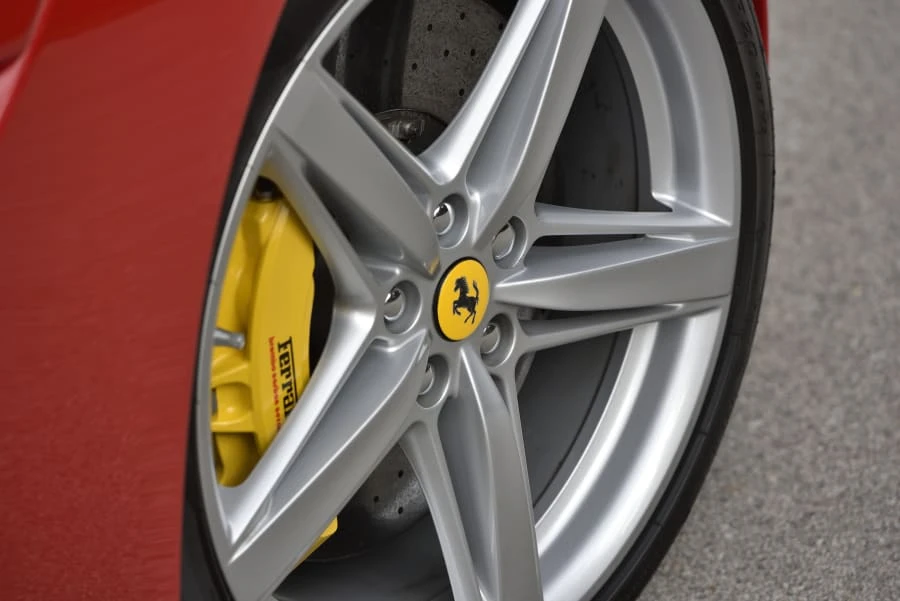 2016 Ferrari F12berlinetta - Image 19 of 31
