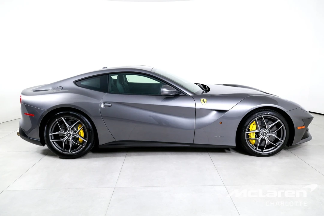 2016 Ferrari F12berlinetta - Image 9 of 31