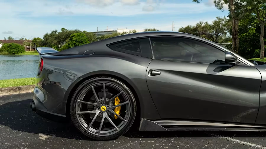 2016 Ferrari F12berlinetta - Image 13 of 31