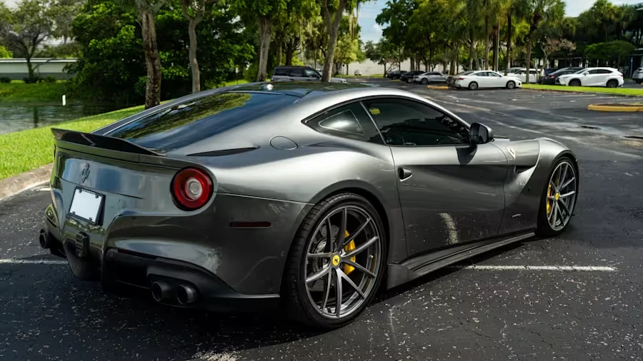 2016 Ferrari F12berlinetta - Image 3 of 31