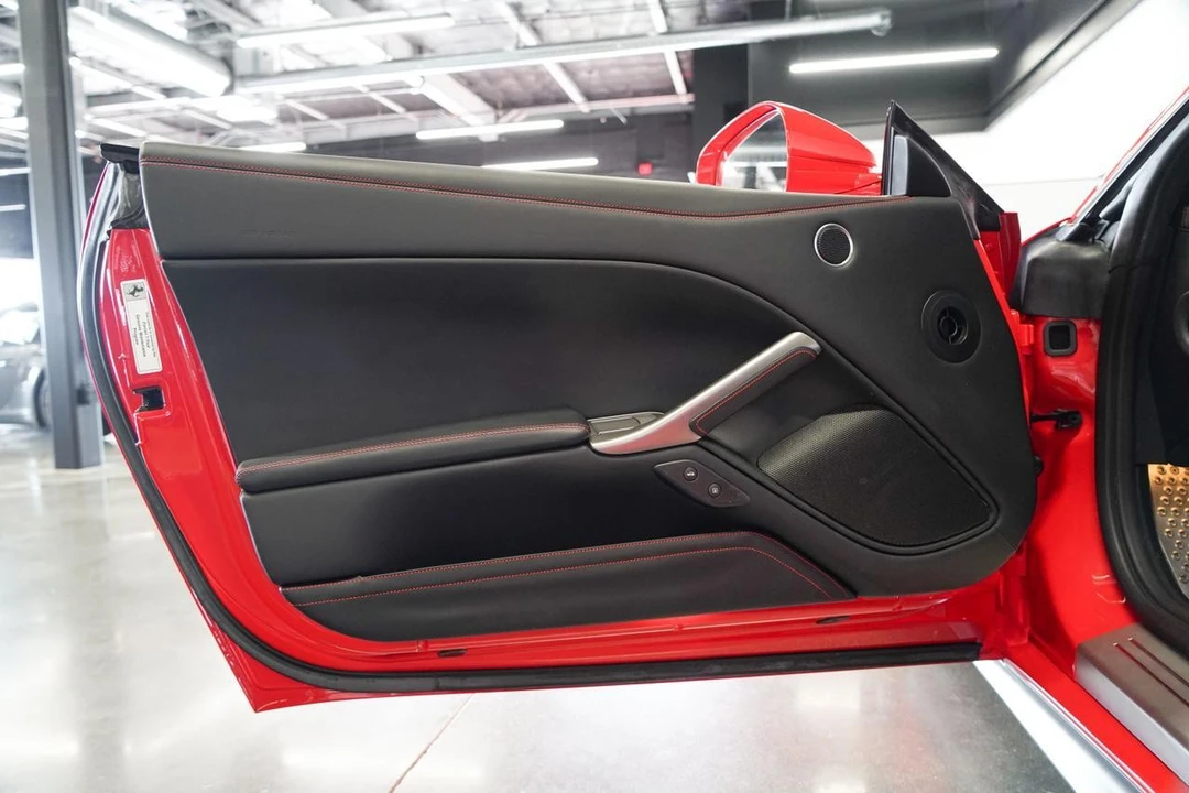 2016 Ferrari F12berlinetta - Image 18 of 21