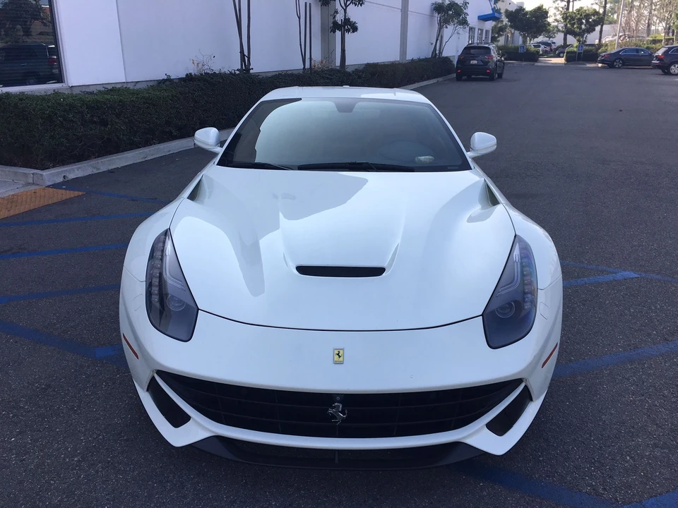 2016 Ferrari F12berlinetta - Image 8 of 31