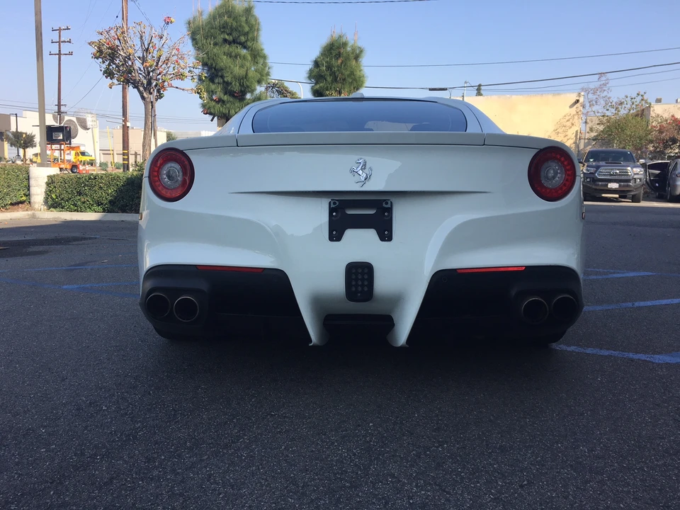 2016 Ferrari F12berlinetta - Image 24 of 30